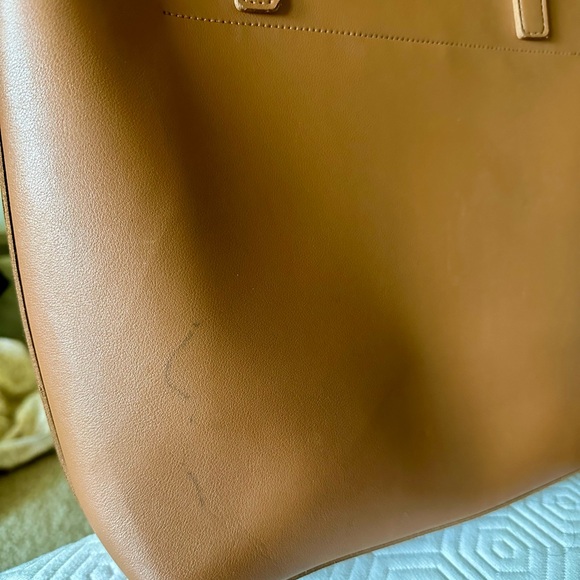 HENNY+LEV  / VEGAN LEATHER TOTE / COGNAC - Picture 4 of 8